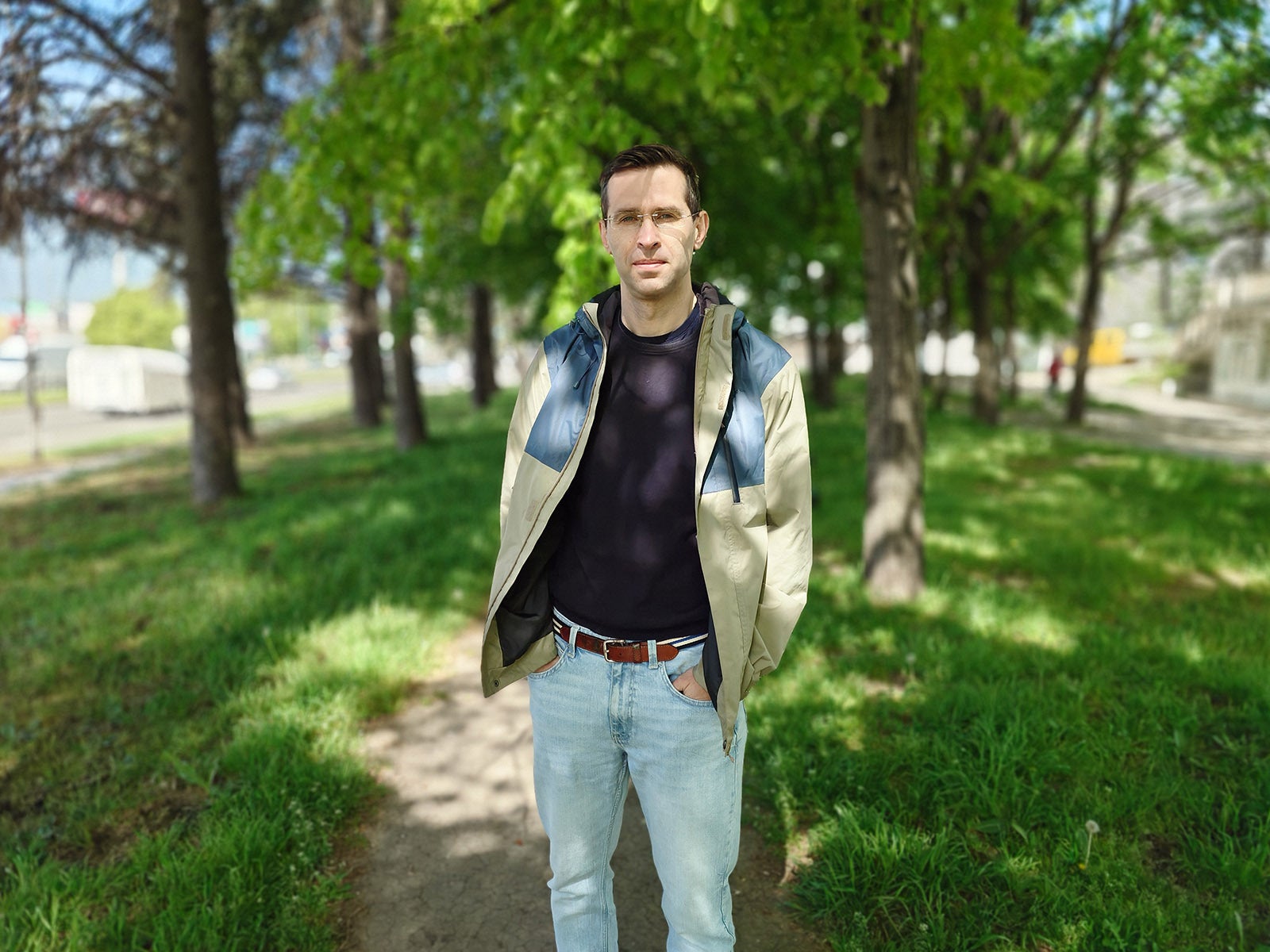 Sony Xperia 1 VIII - Sony Xperia 1 VIII vs iPhone 17 Pro: Sample Photos Comparison