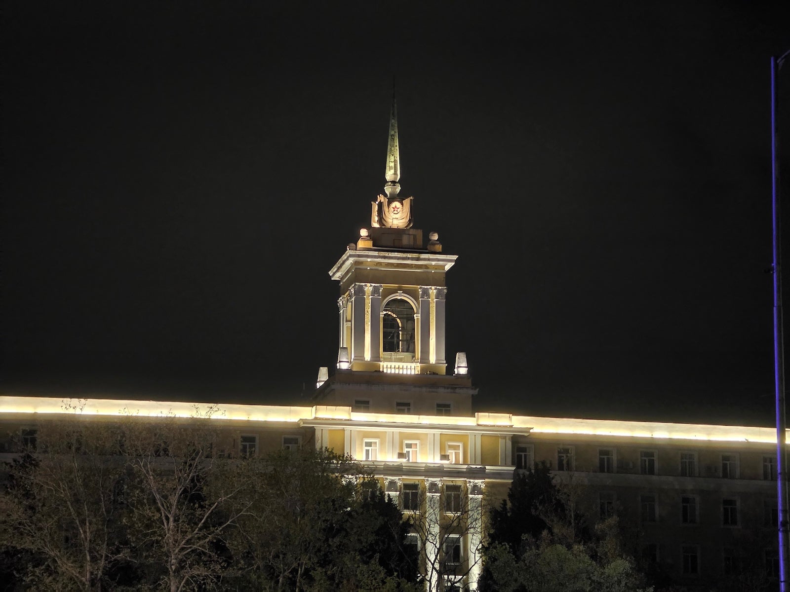 Galaxy S26 Ultra - Sony Xperia 1 VIII vs Galaxy S26 Ultra: Sample Photos Comparison