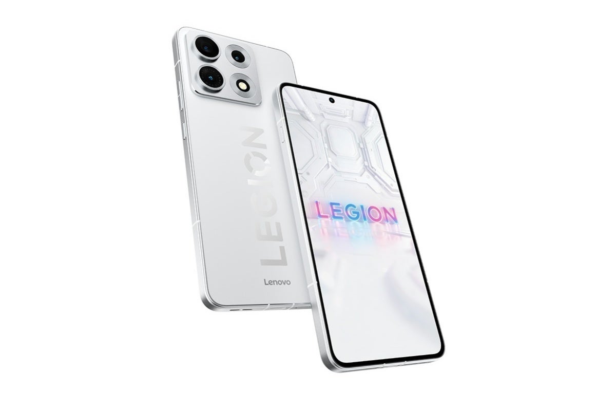 Lenovo Legion Y70 (2026) in white
