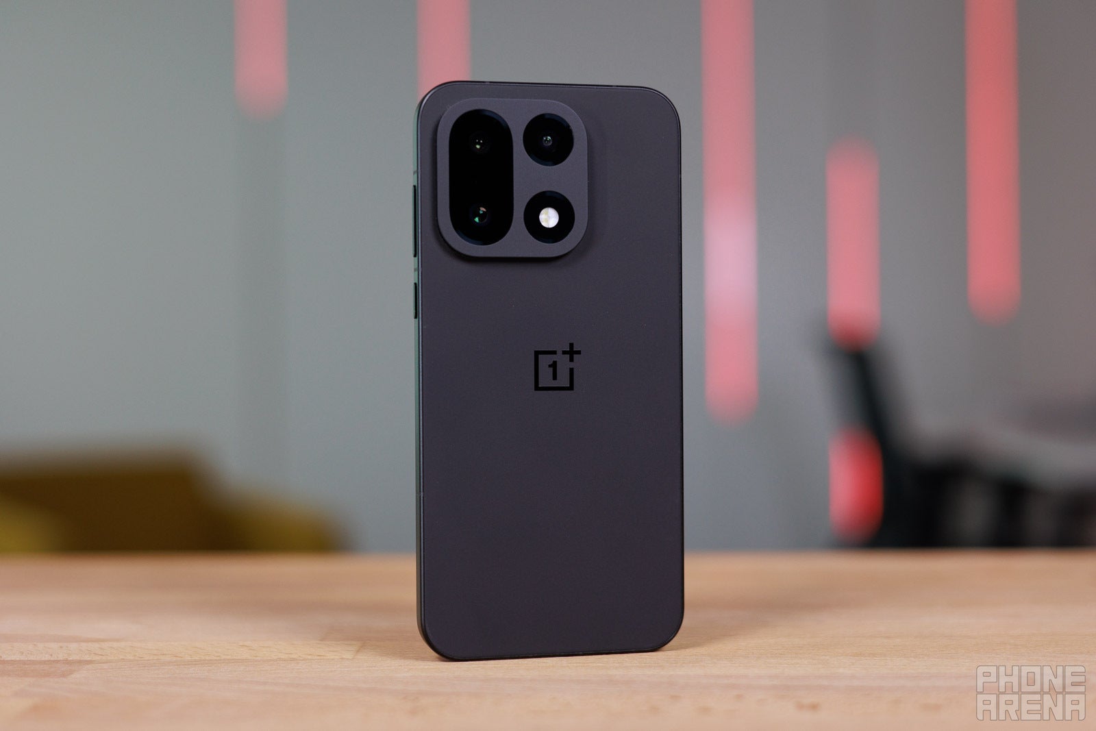 Rear camera setup of OnePlus 15.