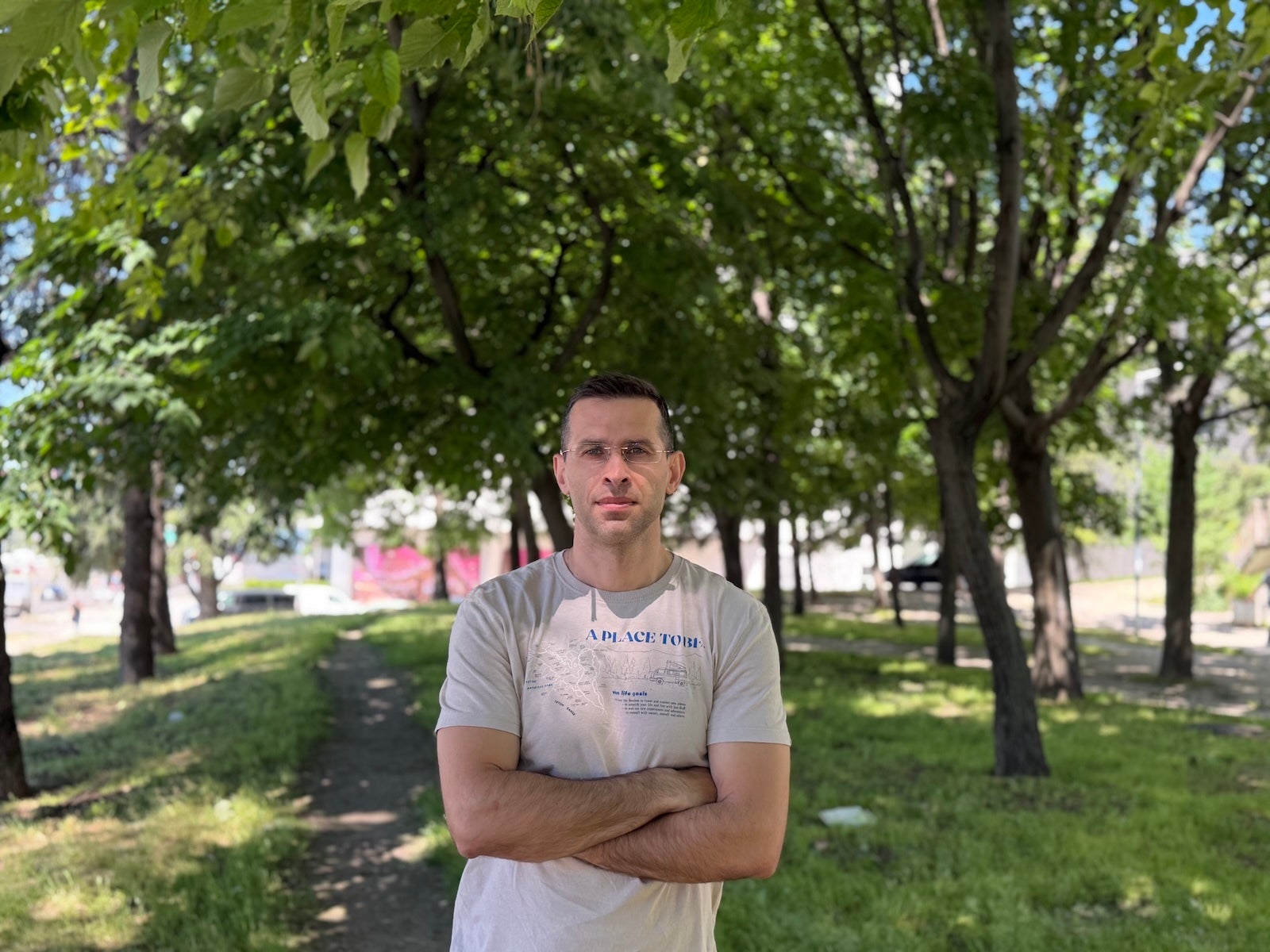 iPhone 17 Pro - Vivo X300 Ultra vs iPhone 17 Pro: Sample Photos Comparison
