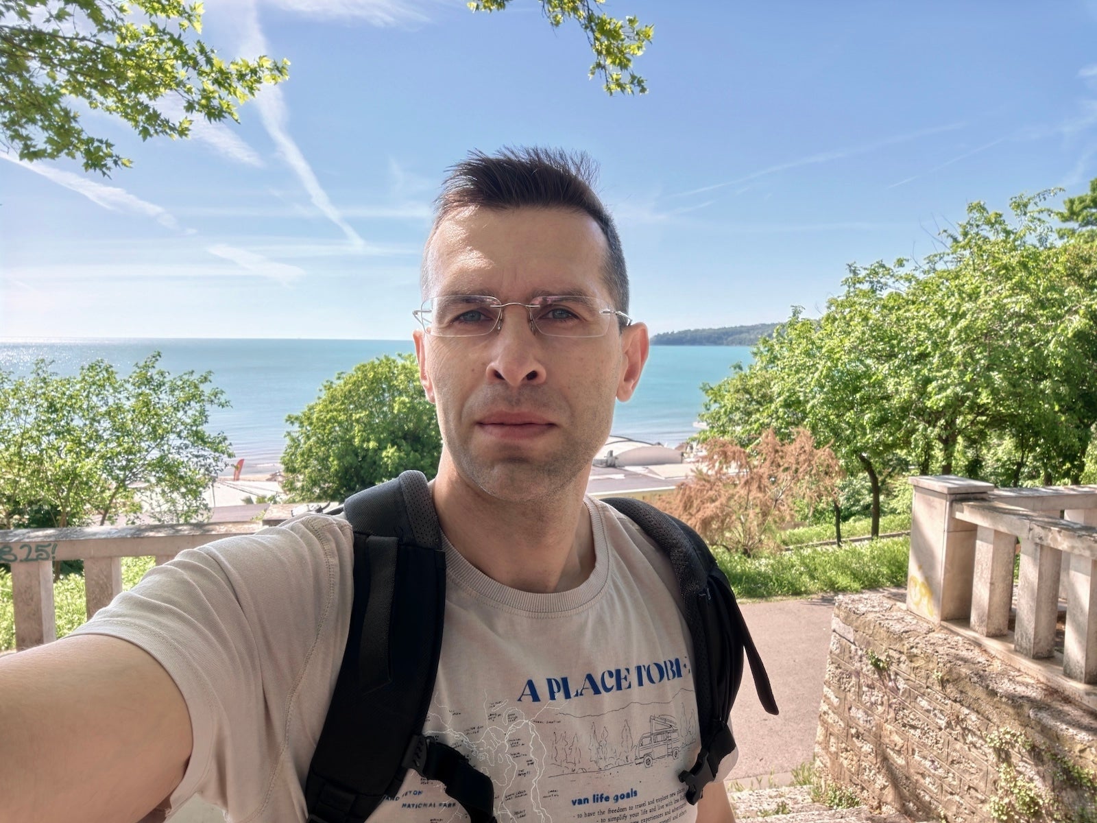Vivo X300 Ultra - Vivo X300 Ultra vs iPhone 17 Pro: Sample Photos Comparison