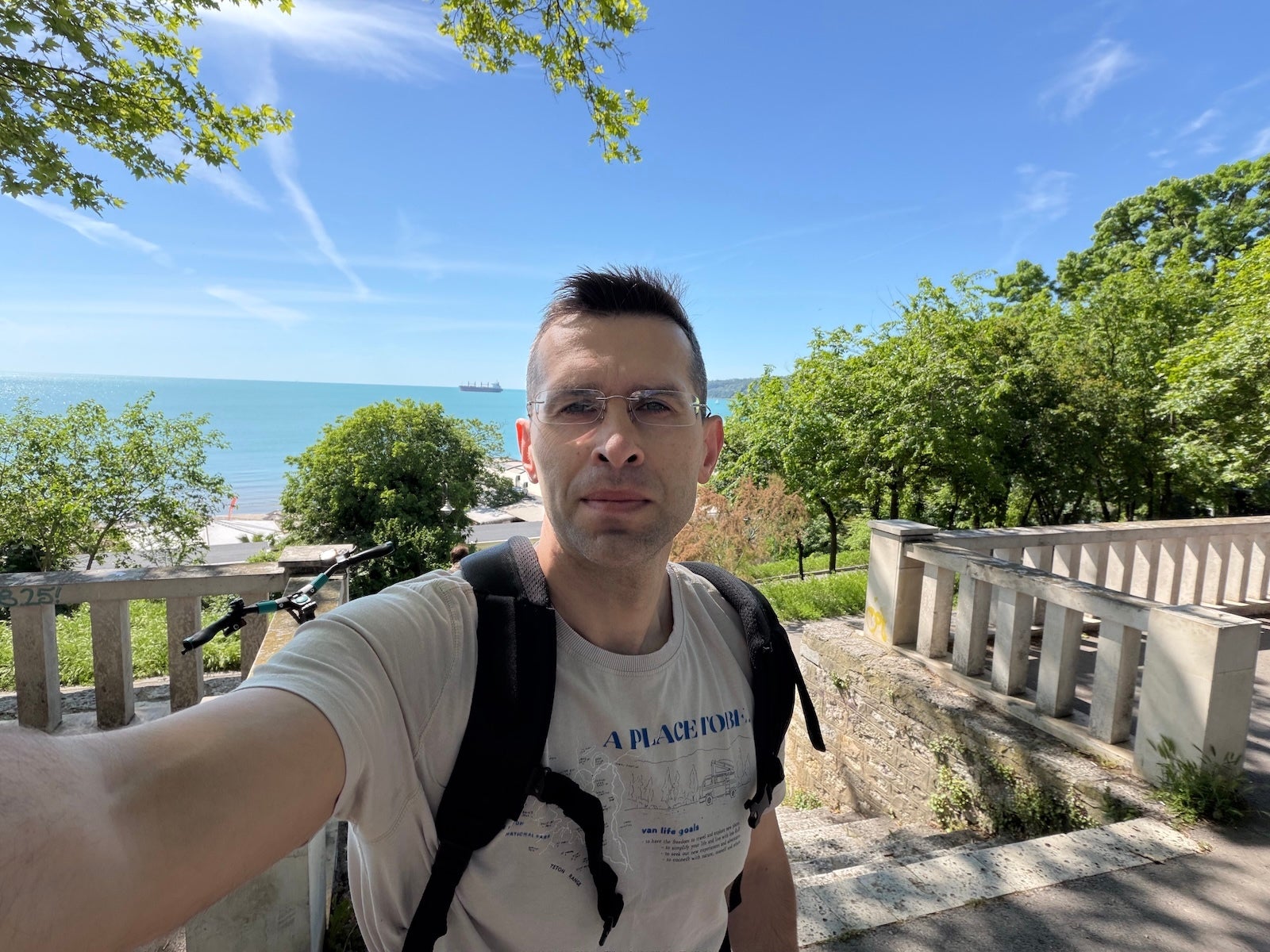 iPhone 17 Pro - Vivo X300 Ultra vs iPhone 17 Pro: Sample Photos Comparison