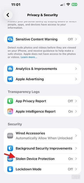 Screenshot shows Stolen Devuce Protection enabled on an iPhone.