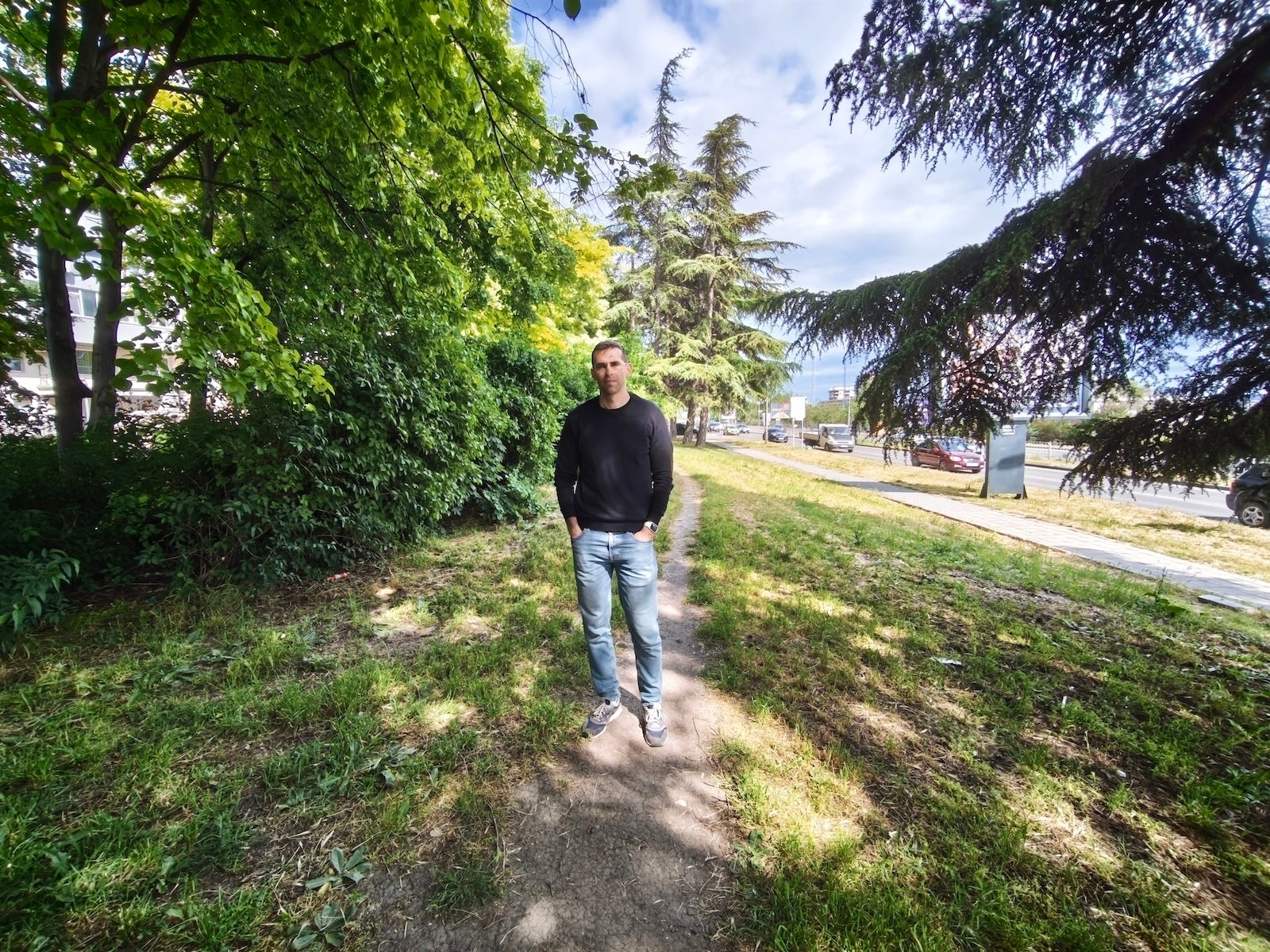 Xiaomi 17T Pro - The best phone camera you’ve never heard of vs iPhone 17 Pro: My real-world test