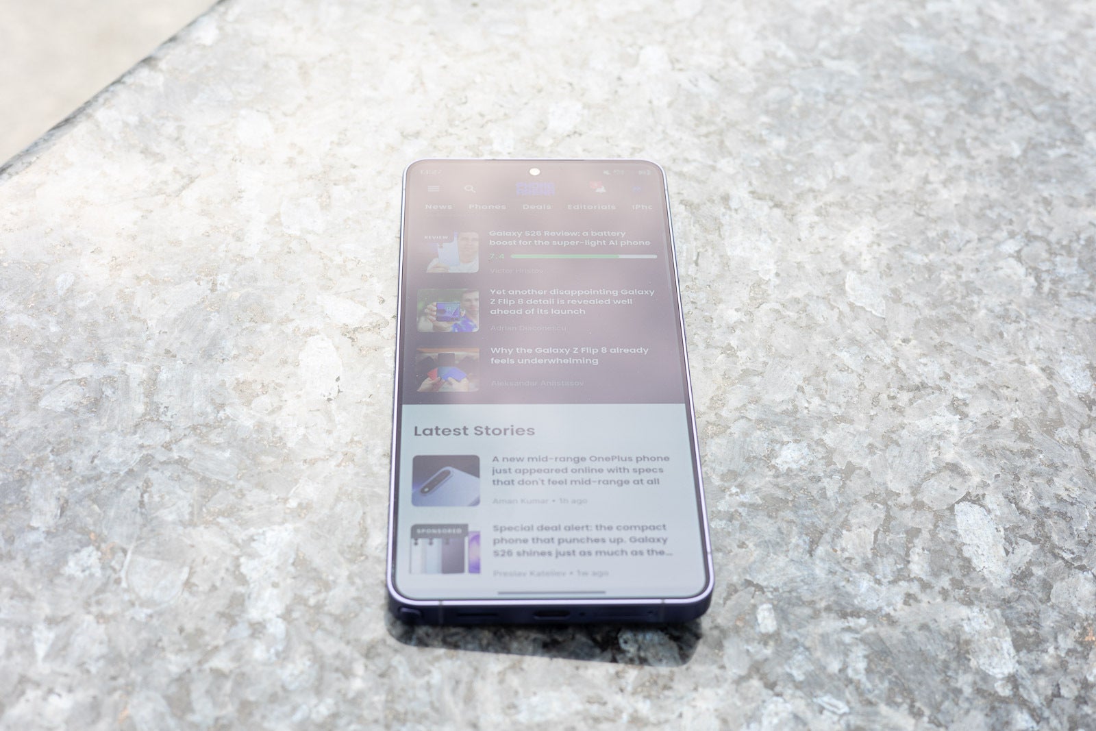 At approximately 45 degrees some reflections start to appear, but on-screen content is still readable. | Image by PhoneArena - The Galaxy S26 Ultra is ahead of the competition in our outdoor visibility test