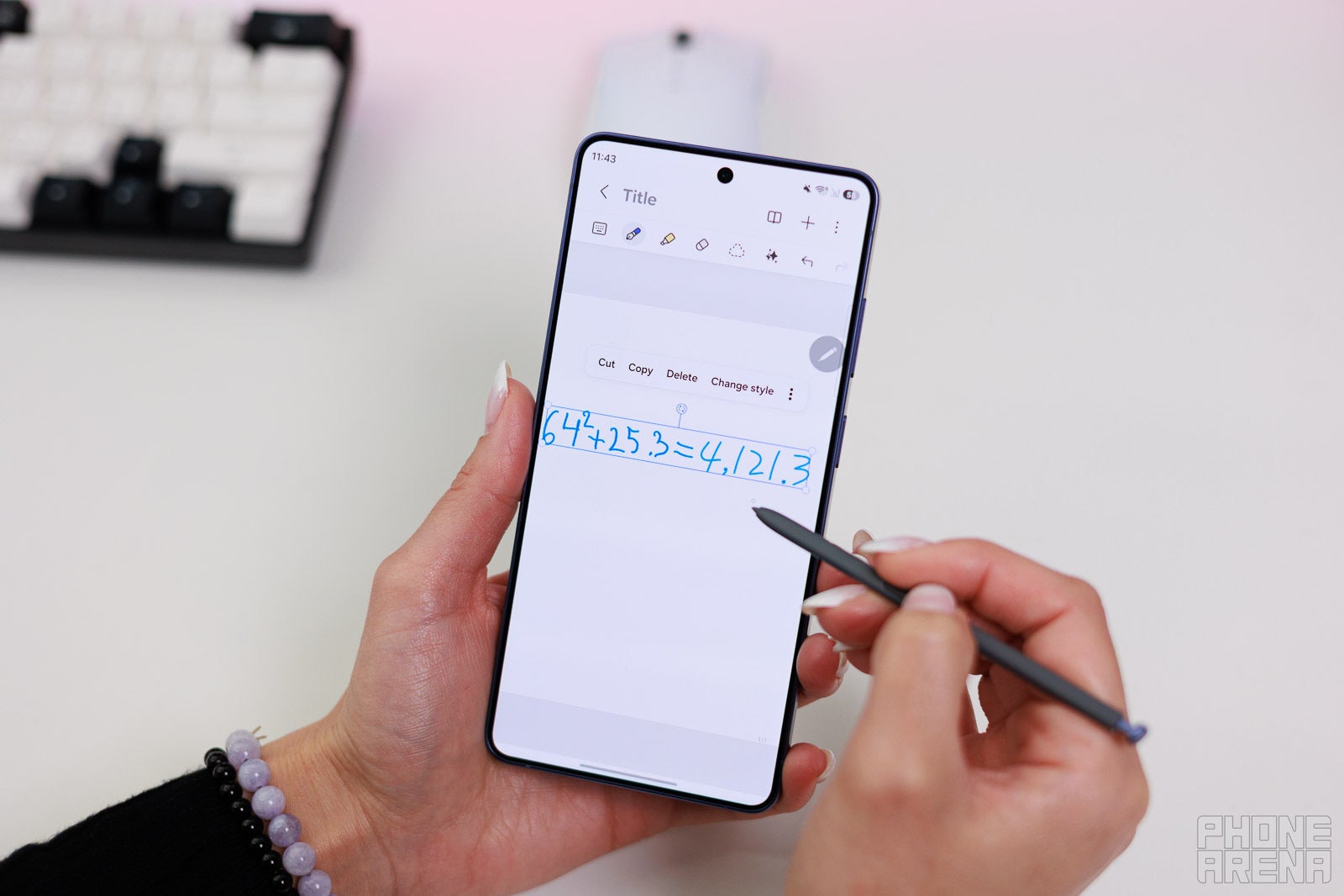 Using the S Pen to solve math problems is just way more fun. | Image by PhoneArena - Galaxy S26 Ultra S Pen: features guide