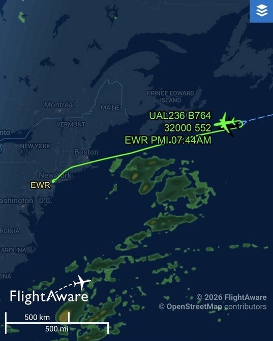 FlightAware tracker at moment plane turns around.