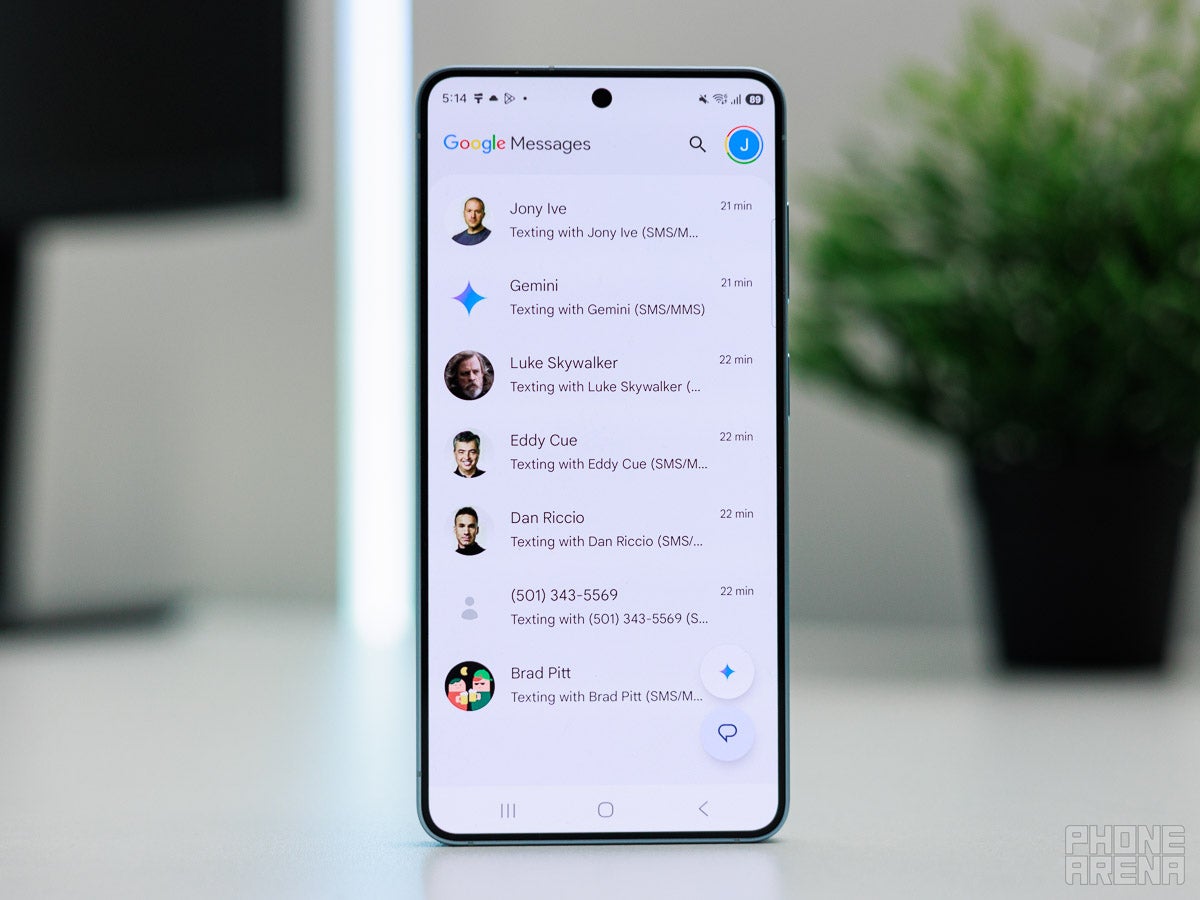 Google Messages chat window
