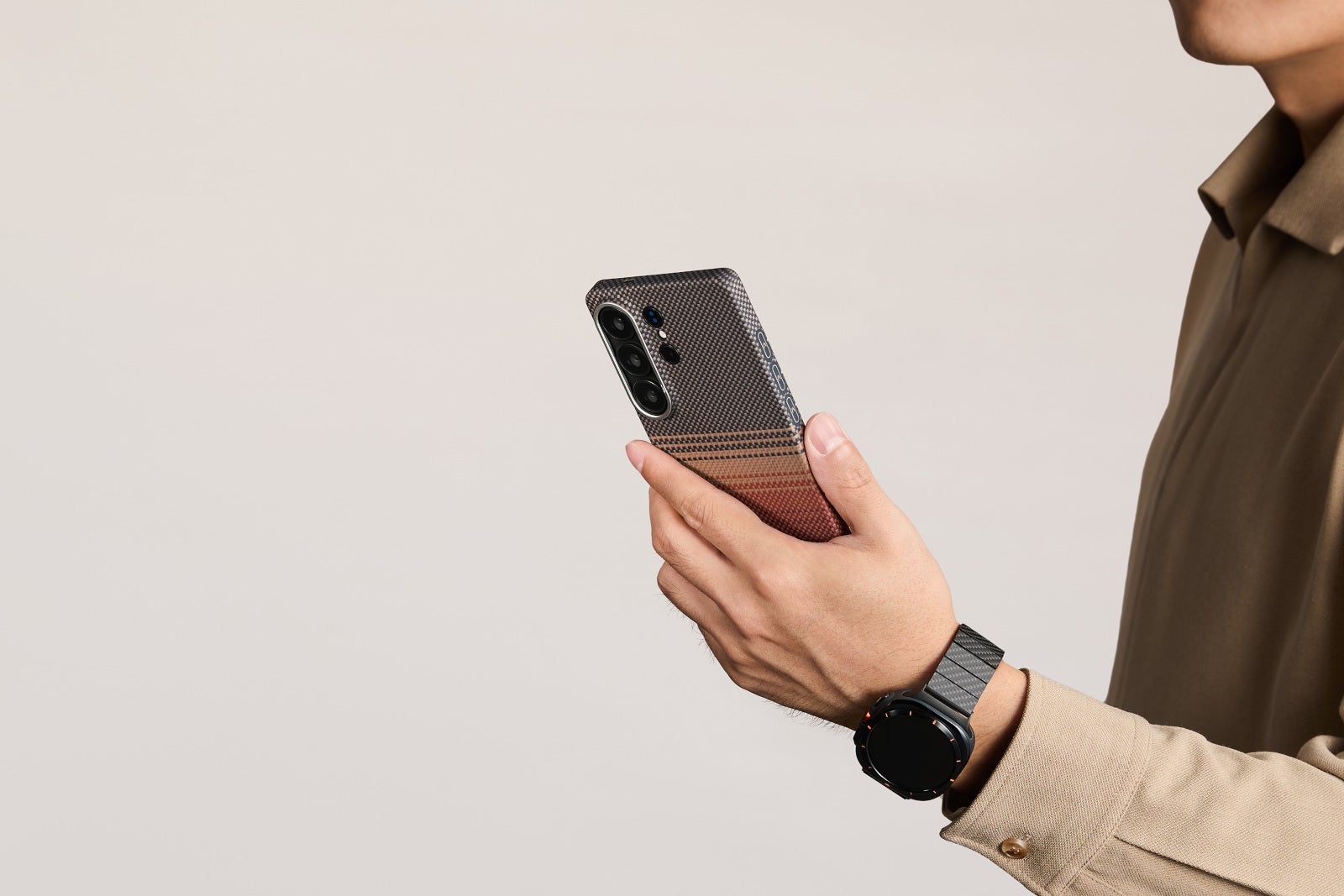 The only case that expands your Galaxy S26 Ultra's functionality | Image by Pitaka - Pitaka Prime Day discounts: premium iPhone, Galaxy, iPad cases!