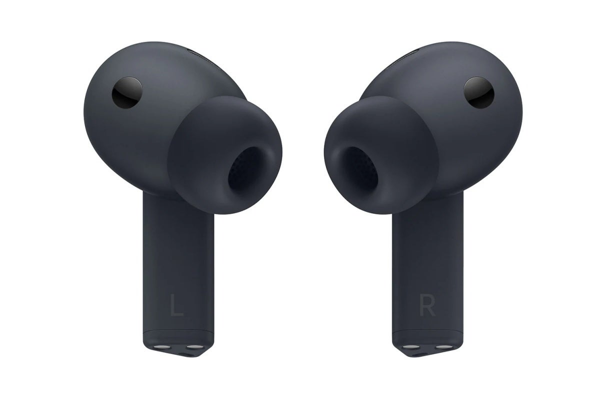 Samsung Galaxy Buds 3 FE in black
