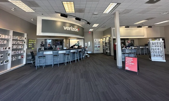 Photo shows inside of a Verizon store in Levis Commons.