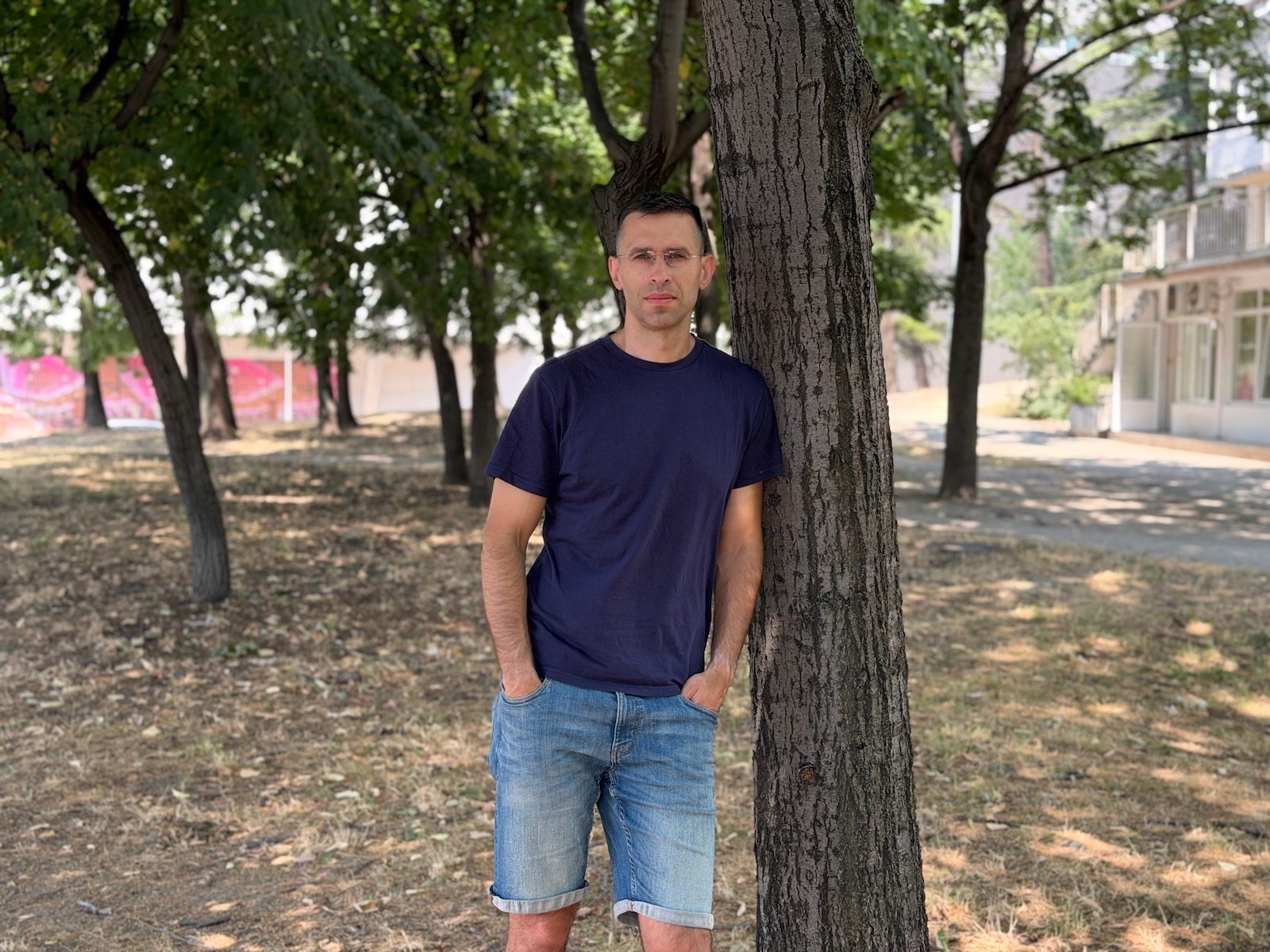 iPhone - | - Huawei Pura 90s Pro Max vs iPhone 17 Pro: Sample Photos Comparison