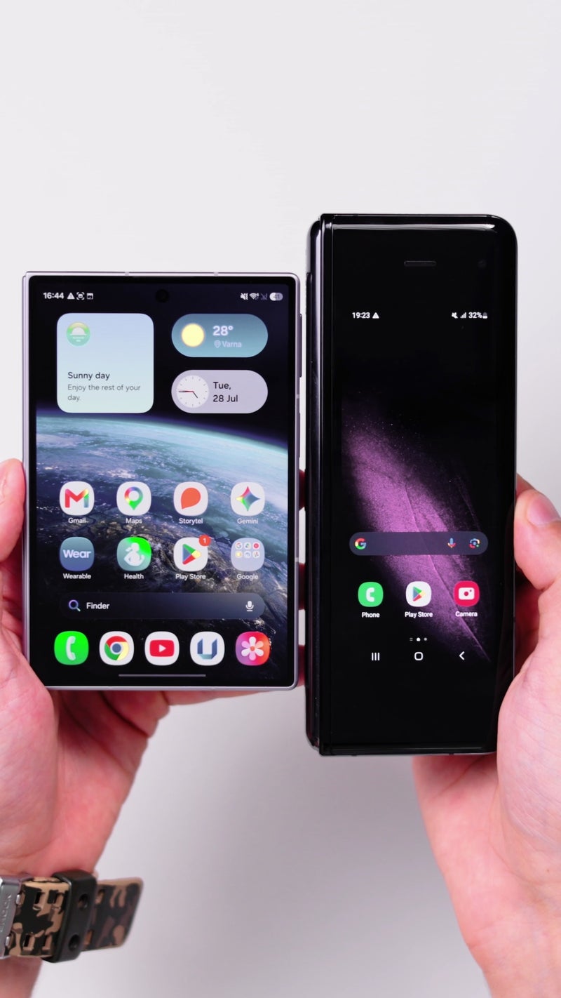 I put Samsung’s first Galaxy Fold next to the Galaxy Fold 8 and the difference Is incredible