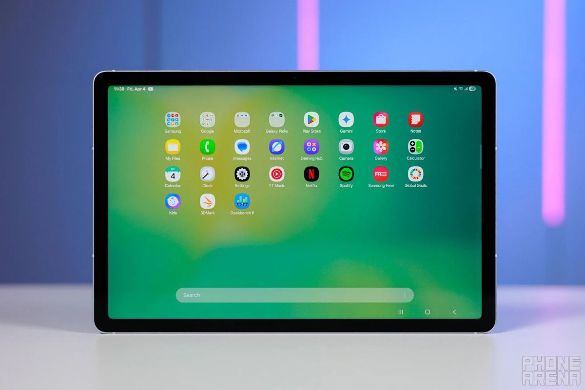 Samsung Galaxy Tab S10 FE screen