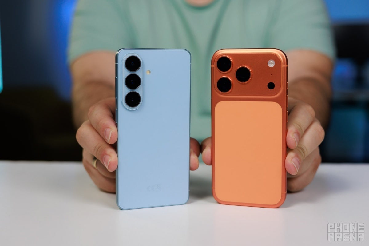 Samsung Galaxy S26 and Apple iPhone 17 Pro