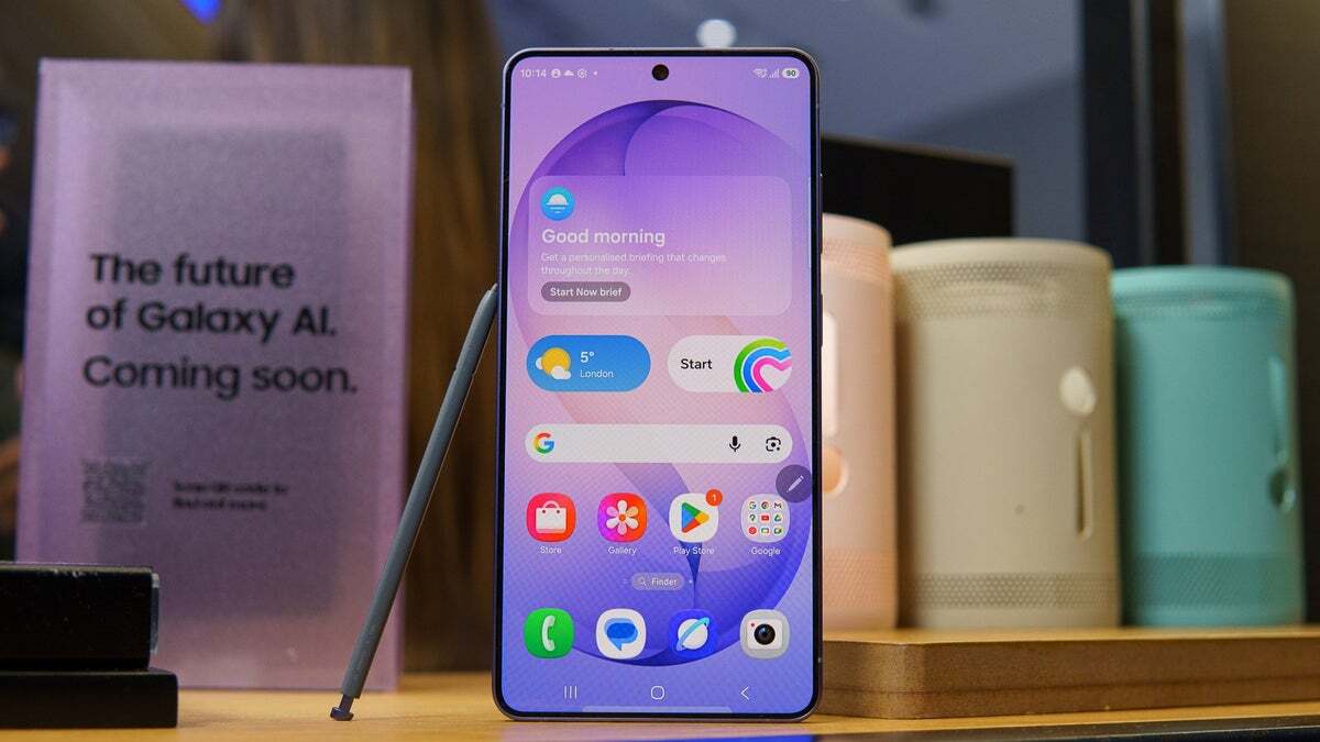 One UI 9 beta 5 is coming for the Galaxy S26 series next week. | Image by PhoneArena - Bad news for Galaxy S26 owners waiting on the One UI 9 beta