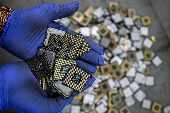The global chip shortage is hiking smartphone prices. And AI is to blame. | Image by Quartz - The Galaxy S27 Ultra desperately needs a bigger battery, according to our readers