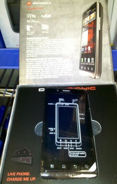 The Motorola DROID BIONIC launch kit is arriving at Verizon stores - Motorola DROID BIONIC arrives at some Verizon stores; new video appears, reveals box