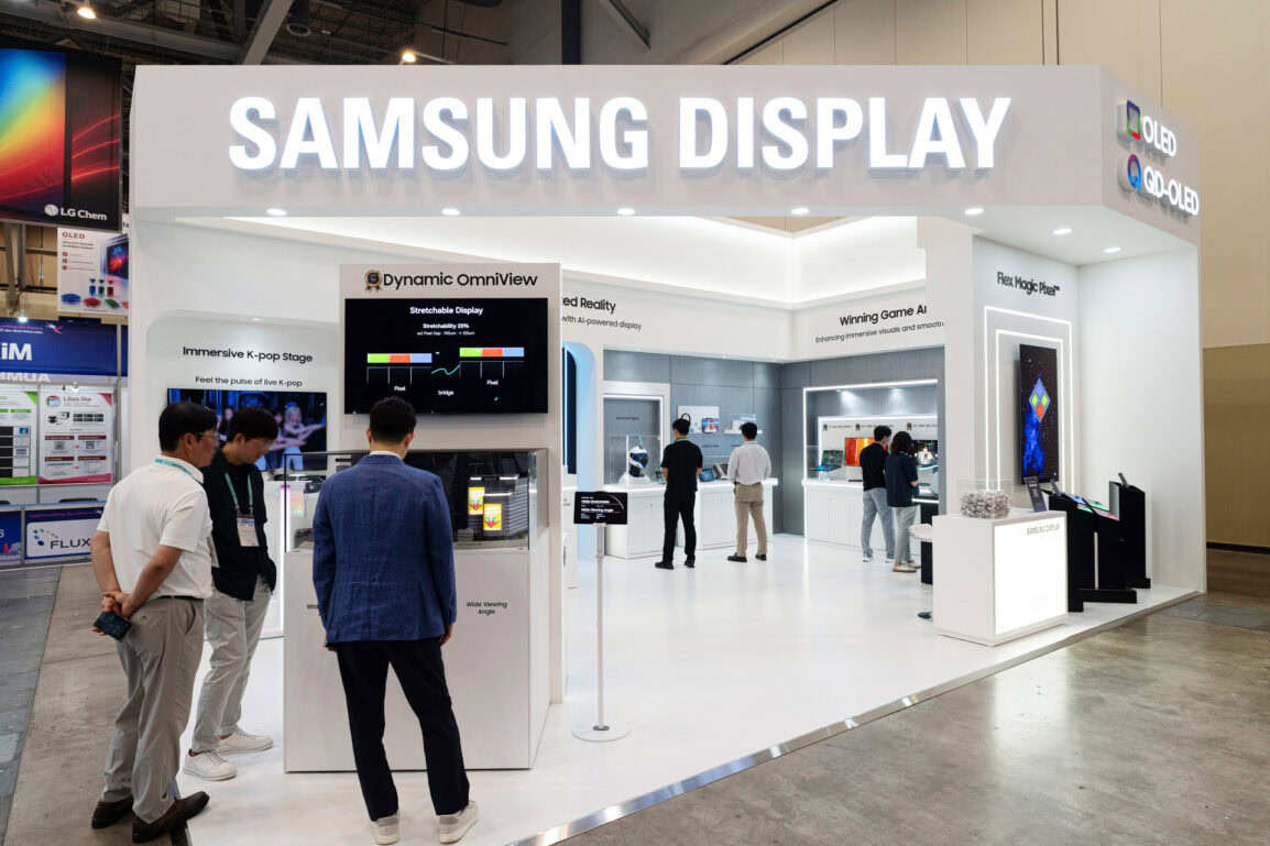Samsung showed a new type of OLED panel at the International Meeting on Information Display 2026 expo. | Image by Samsung - The Galaxy Z Fold 9 might be the first to solve the worst visual flaw on foldable phones