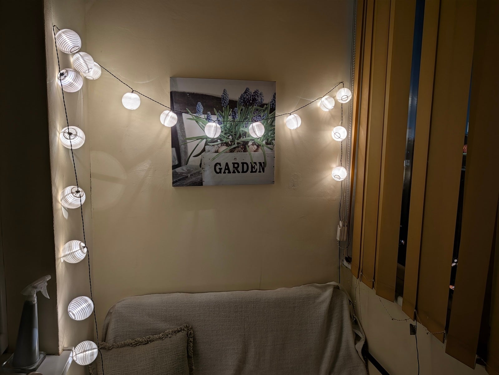 Pixel 11 Pro XL - | - Pixel 11 Pro XL vs Galaxy S26 Ultra: Sample Photos Comparison
