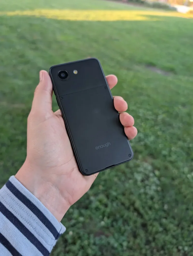 Enough Phone dummy units.