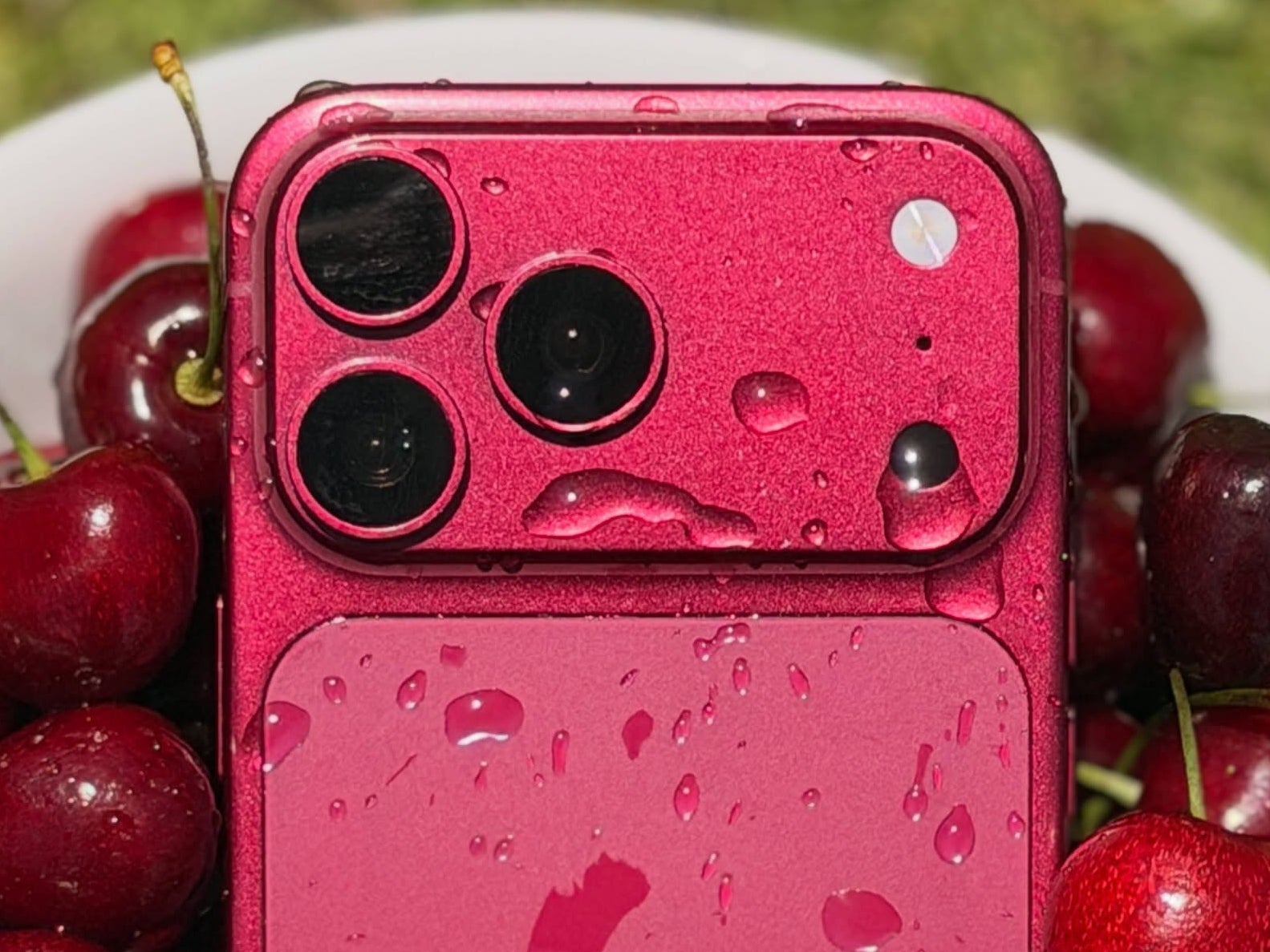 Leaked iPhone 18 Pro Max Dark Cherry design dummy unit