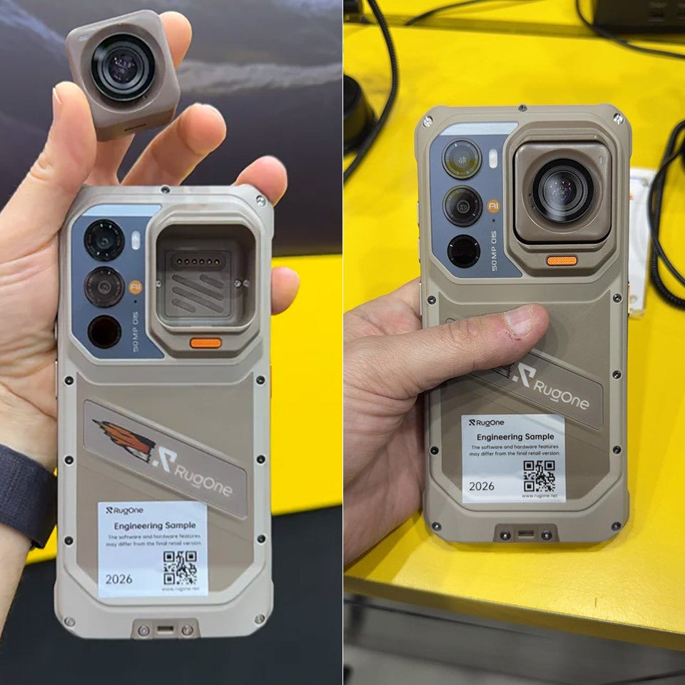 The XSnap 7 Pro generated a lot of attention at the uleFone booth. | Image by TechEBlog - This wild new smartphone lets you do something no iPhone can