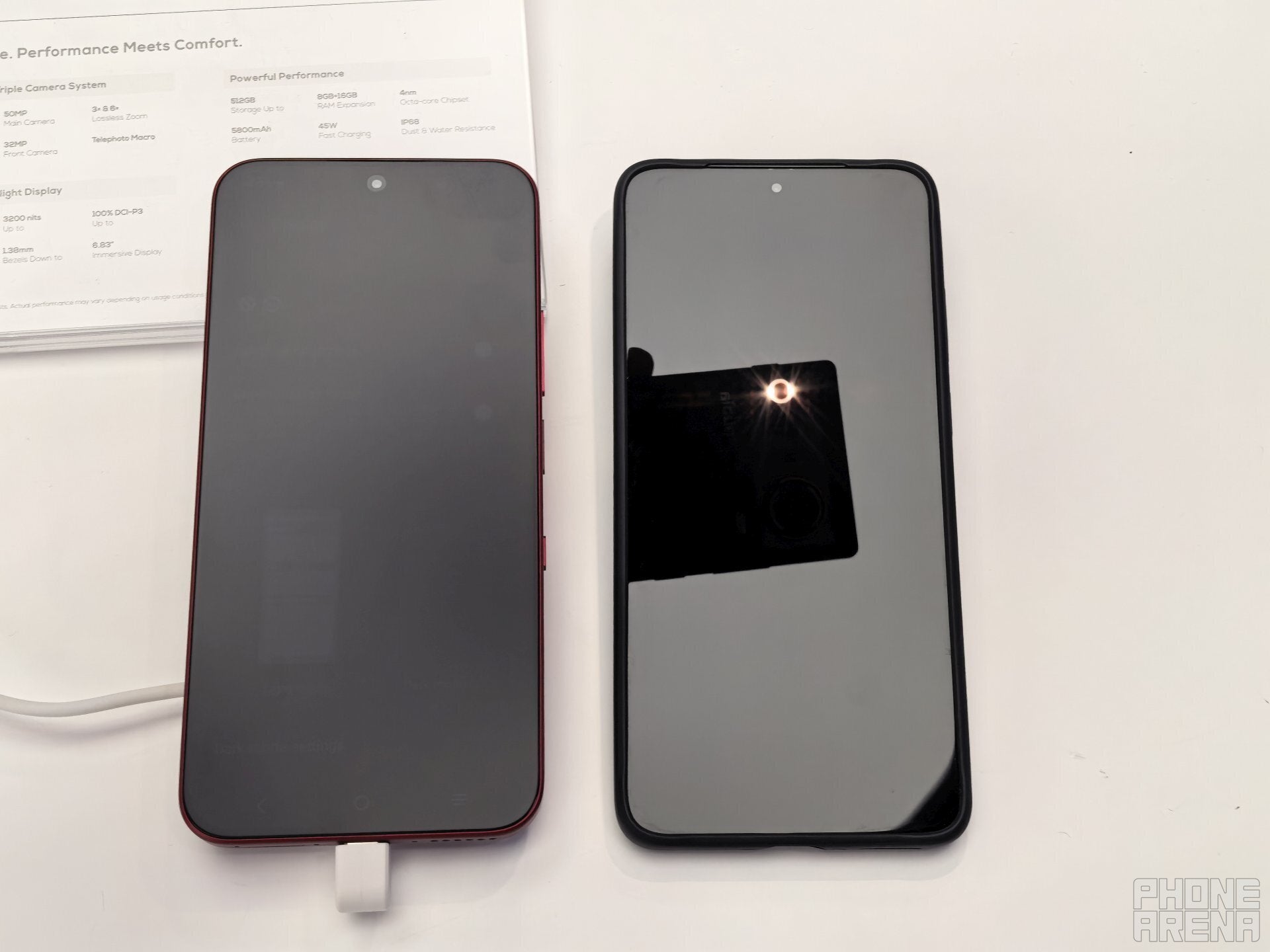 Highlight over normal display | Image by PhoneArena - |PhoneArena - I tried a phone with a matte display, and it didn't exactly go as expected