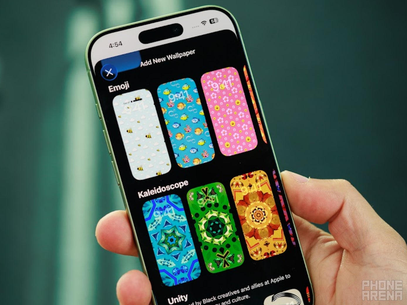 Base iPhone 17 display