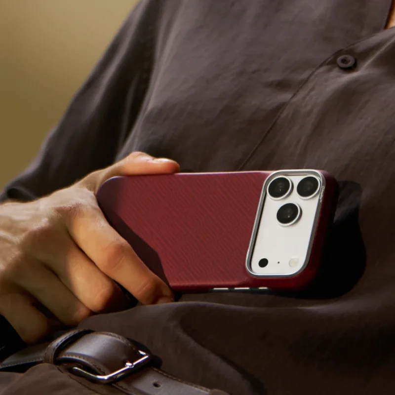Pitaka Edge Burgundy and Edge Blue's Red Edge cases for the iPhone 18 Pro series.