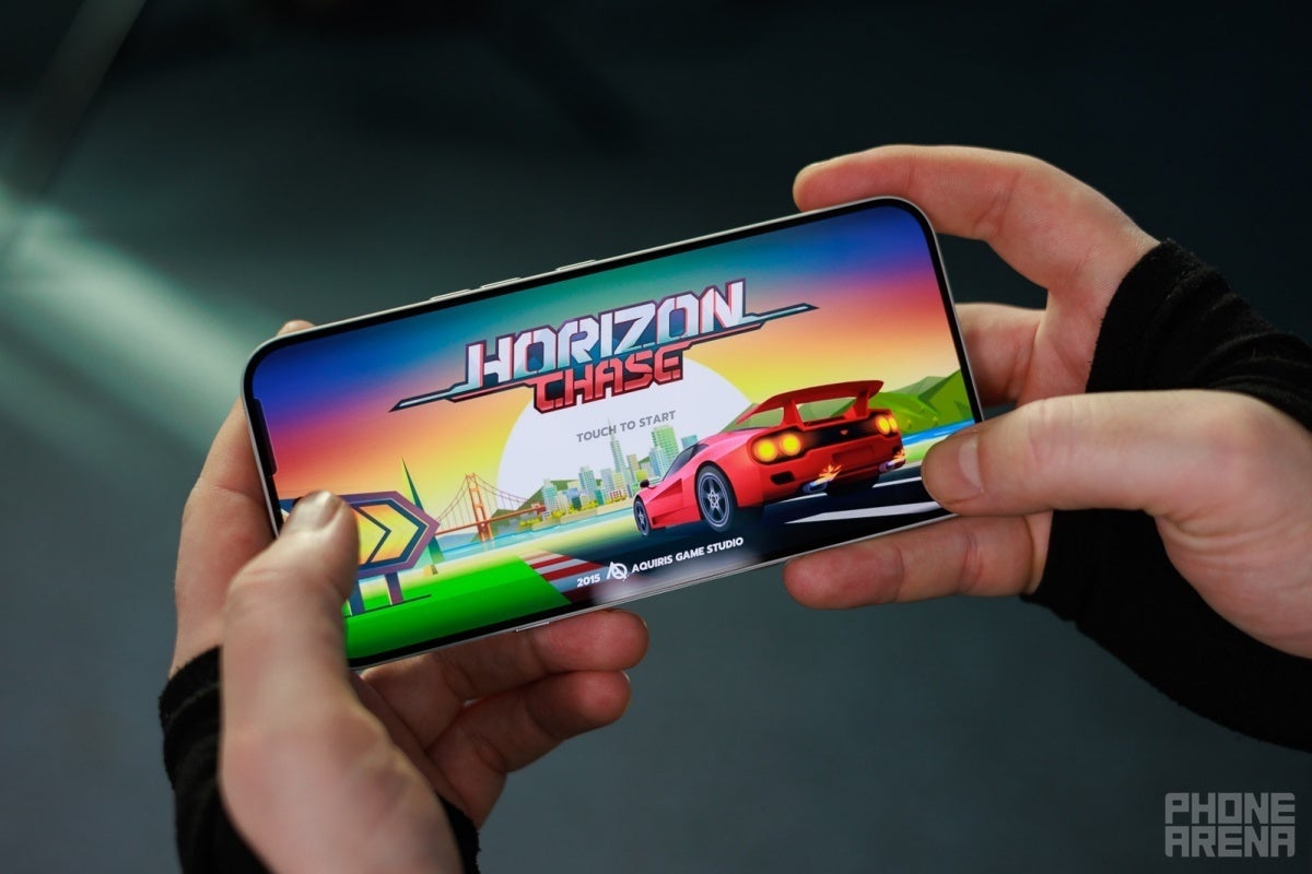 Nothing Phone (4a) Pro gaming