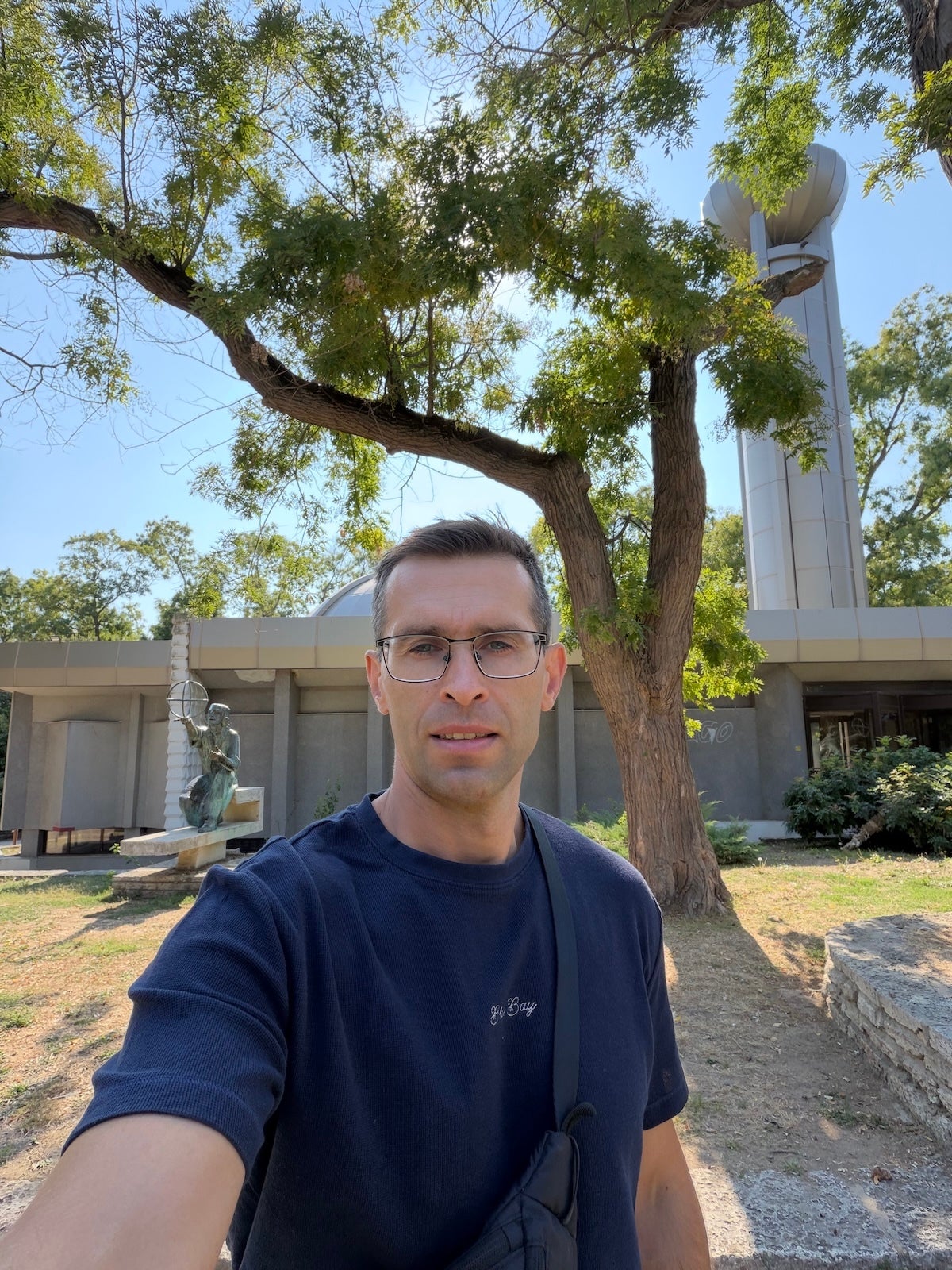 iPhone 18 Pro Max - | - iPhone 18 Pro Max vs Pixel 11 Pro XL: Sample Photos Comparison