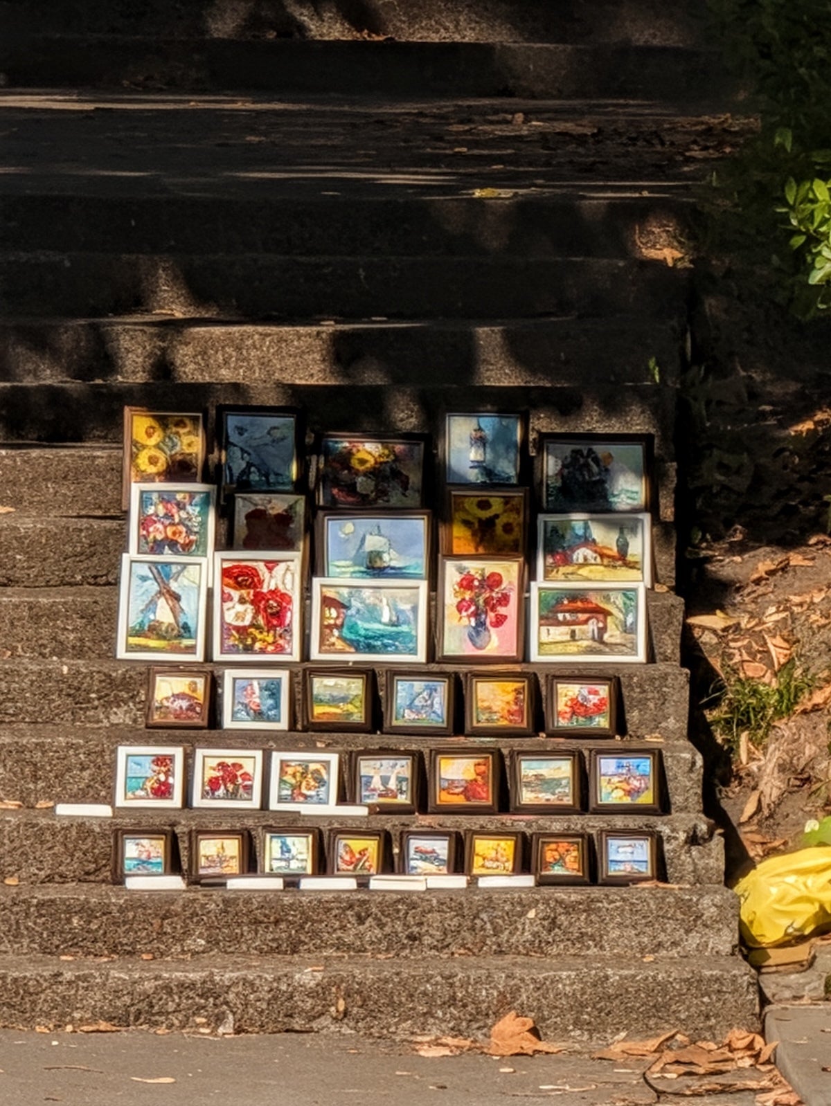 Pixel 11 Pro XL - | - iPhone 18 Pro Max vs Pixel 11 Pro XL: Sample Photos Comparison