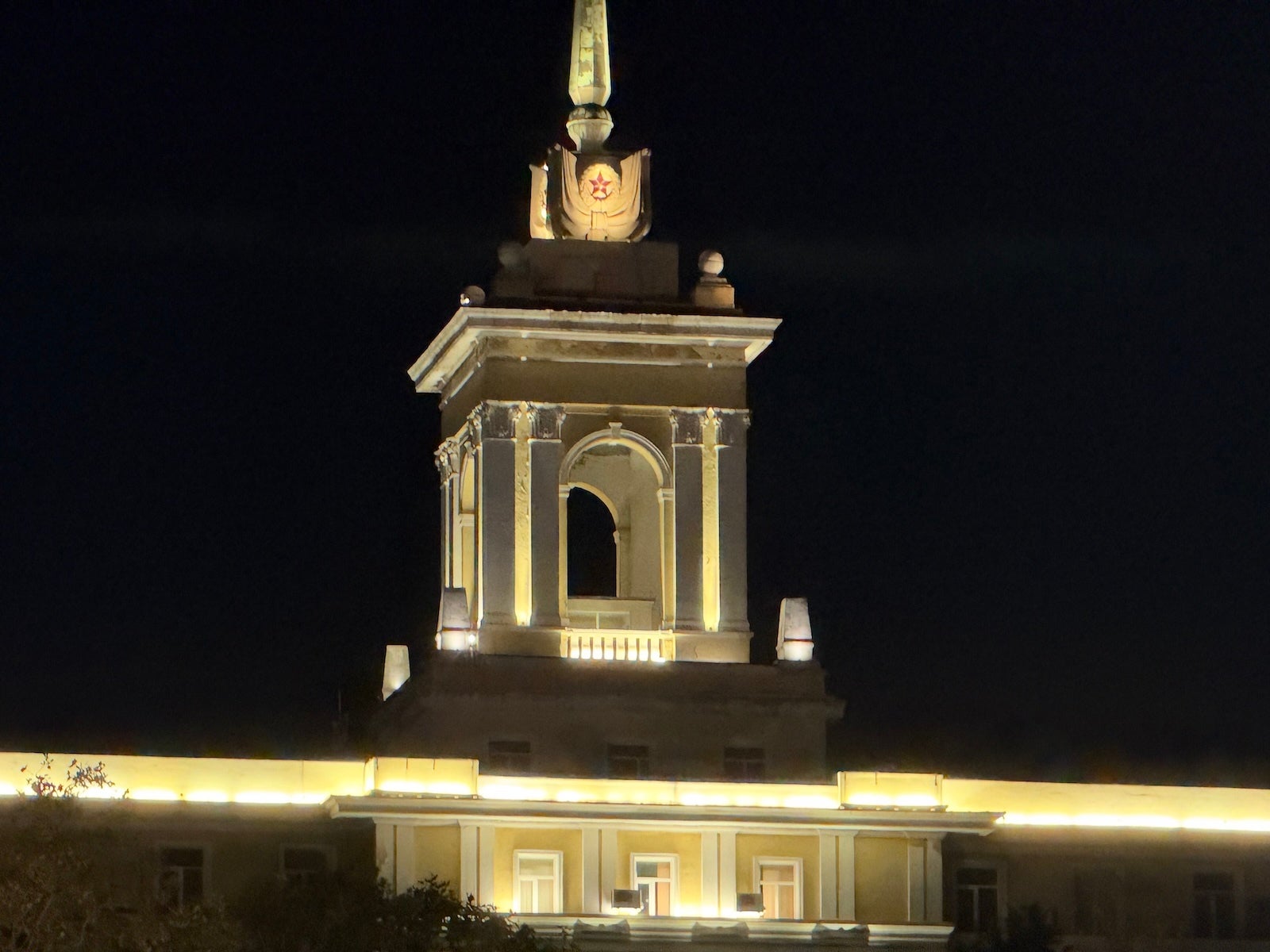 iPhone 18 Pro Max - | - iPhone 18 Pro Max vs Pixel 11 Pro XL: Sample Photos Comparison