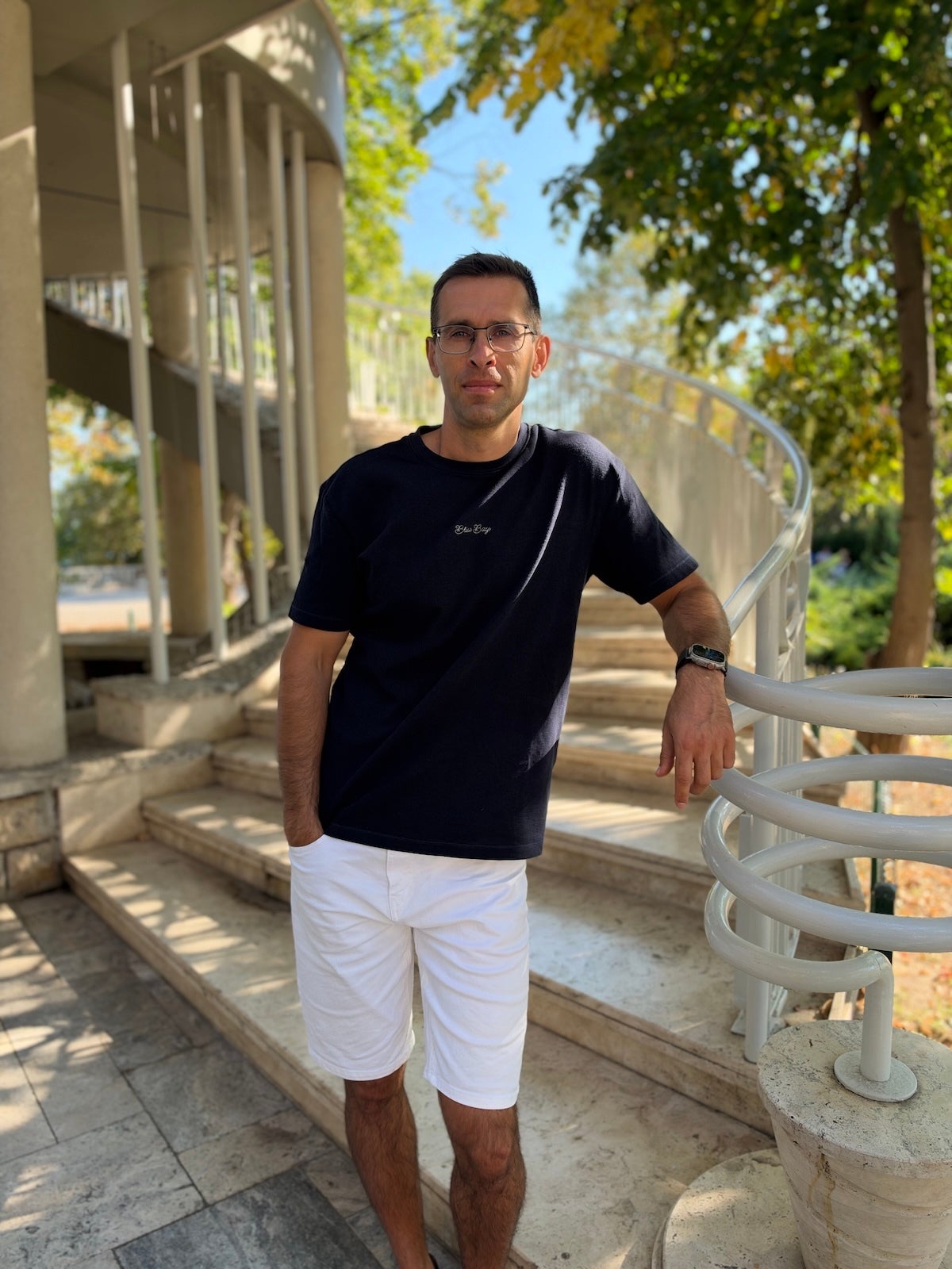 iPhone 18 Pro Max - | - iPhone 18 Pro Max vs Galaxy S26 Ultra: Sample Photos Comparison