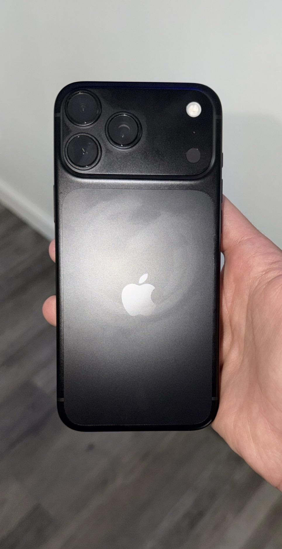 iPhone 18 Pro black fingerprints and smudges