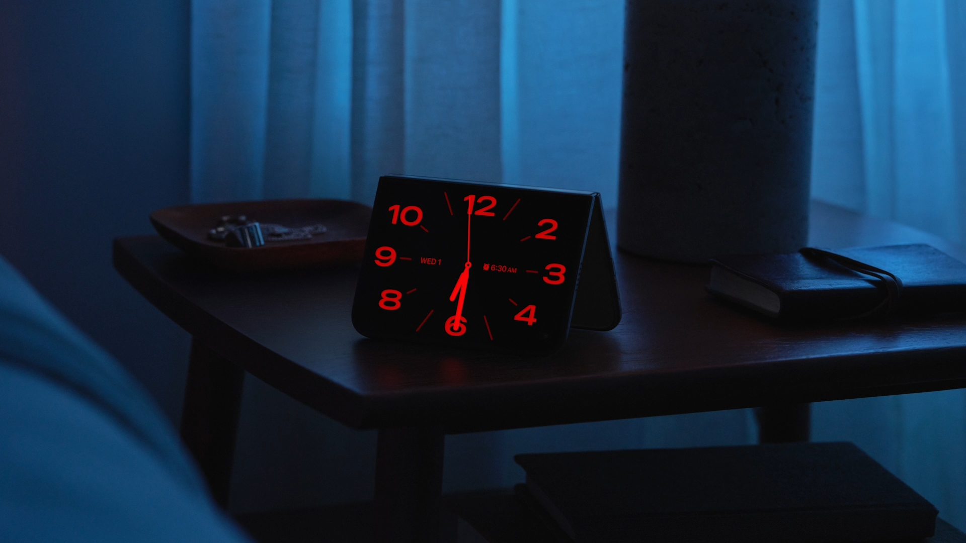 If nothing else, the iPhone Duo could end up being a great alarm clock. | Image by Apple - iPhone Duo leak reveals unannounced features