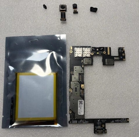 Parts used for a DIY upgrade of your BlackBerry Passport.