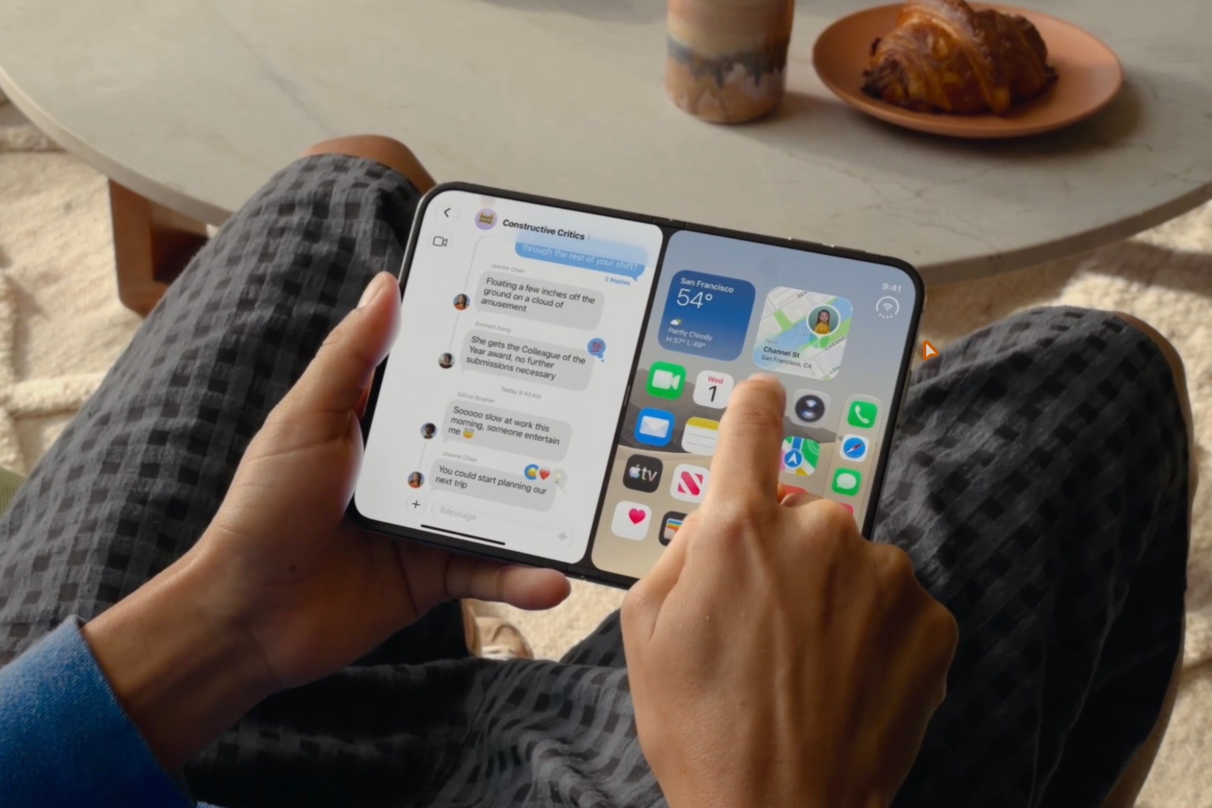 iPhone Duo open in split view with Messages and home screen