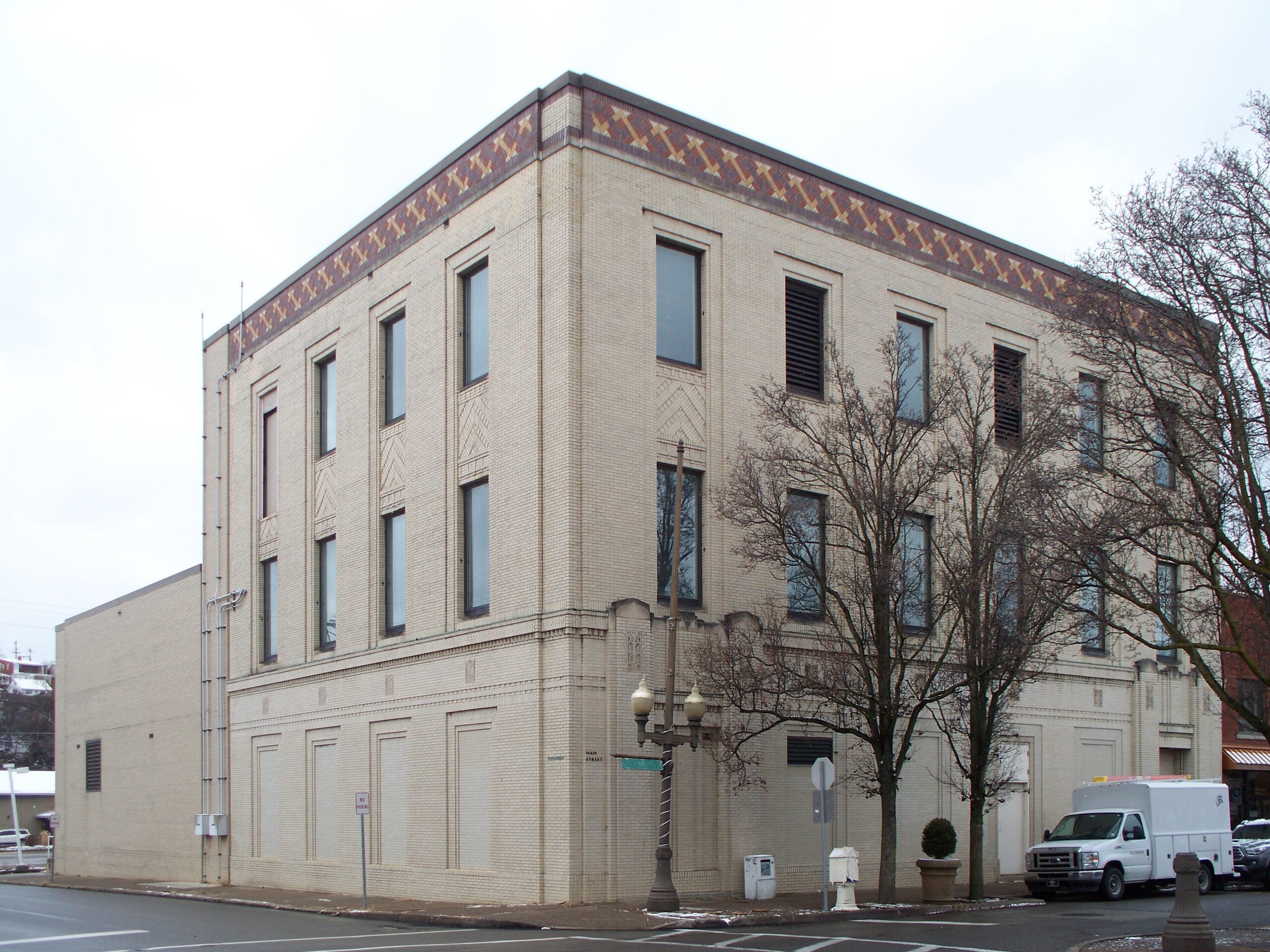 AT&amp;amp;T already started shutting down wire centers. | Image by RCN Technologies - AT&amp;T is killing off its ancient copper network faster than ever &mdash; here&rsquo;s why