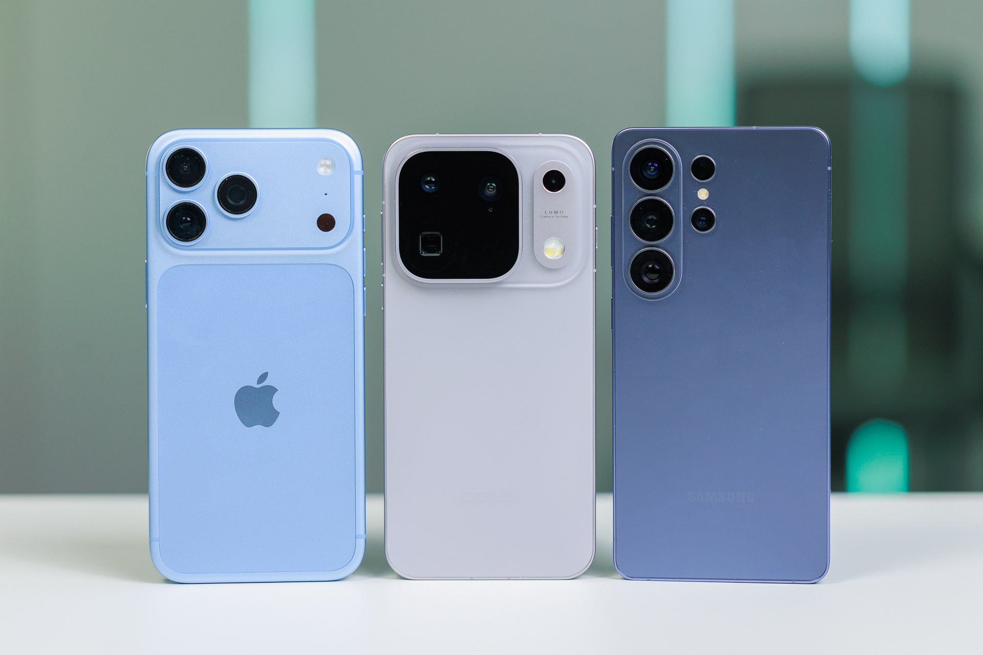The Oppo Find X10 Pro Max is nearly flawless, but the price ruins it