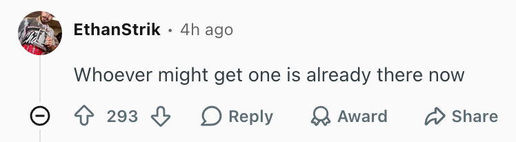 Some redditors think it's already too late to go to an Apple Store. | Image by Reddit (screenshot - Apple Stores will have limited iPhone Duo units on launch day, but not everywhere