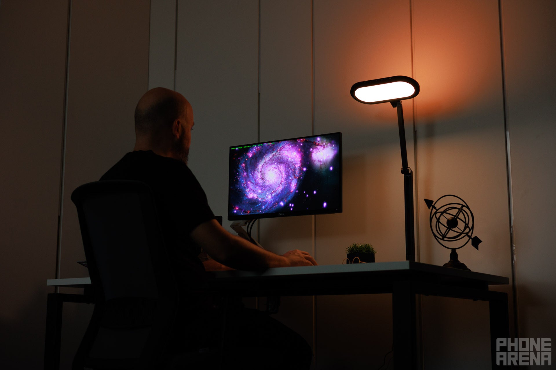 Multiple modes and settings | Image by PhoneArena - Improve the mood in your home office: LitONES Dual-Zone Light, fully customizable, extremely flexible desk lamp
