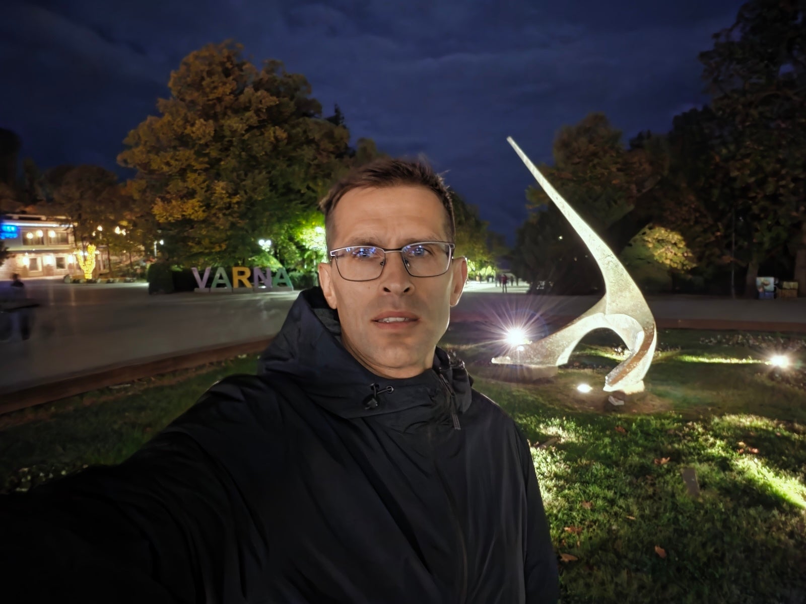 Samsung - | - Oppo Find X10 Pro Max vs Galaxy S26 Ultra: Sample Photos Comparison