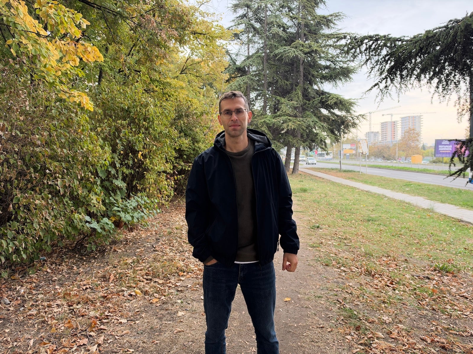 iPhone - | - Oppo Find X10 Pro Max vs iPhone 18 Pro Max: Sample Photos Comparison