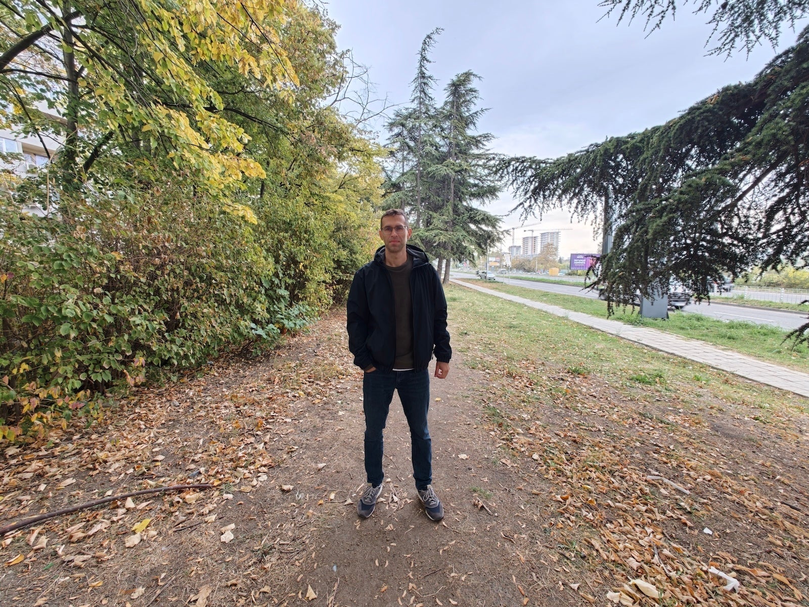 Oppo - | - Oppo Find X10 Pro Max vs iPhone 18 Pro Max: Sample Photos Comparison