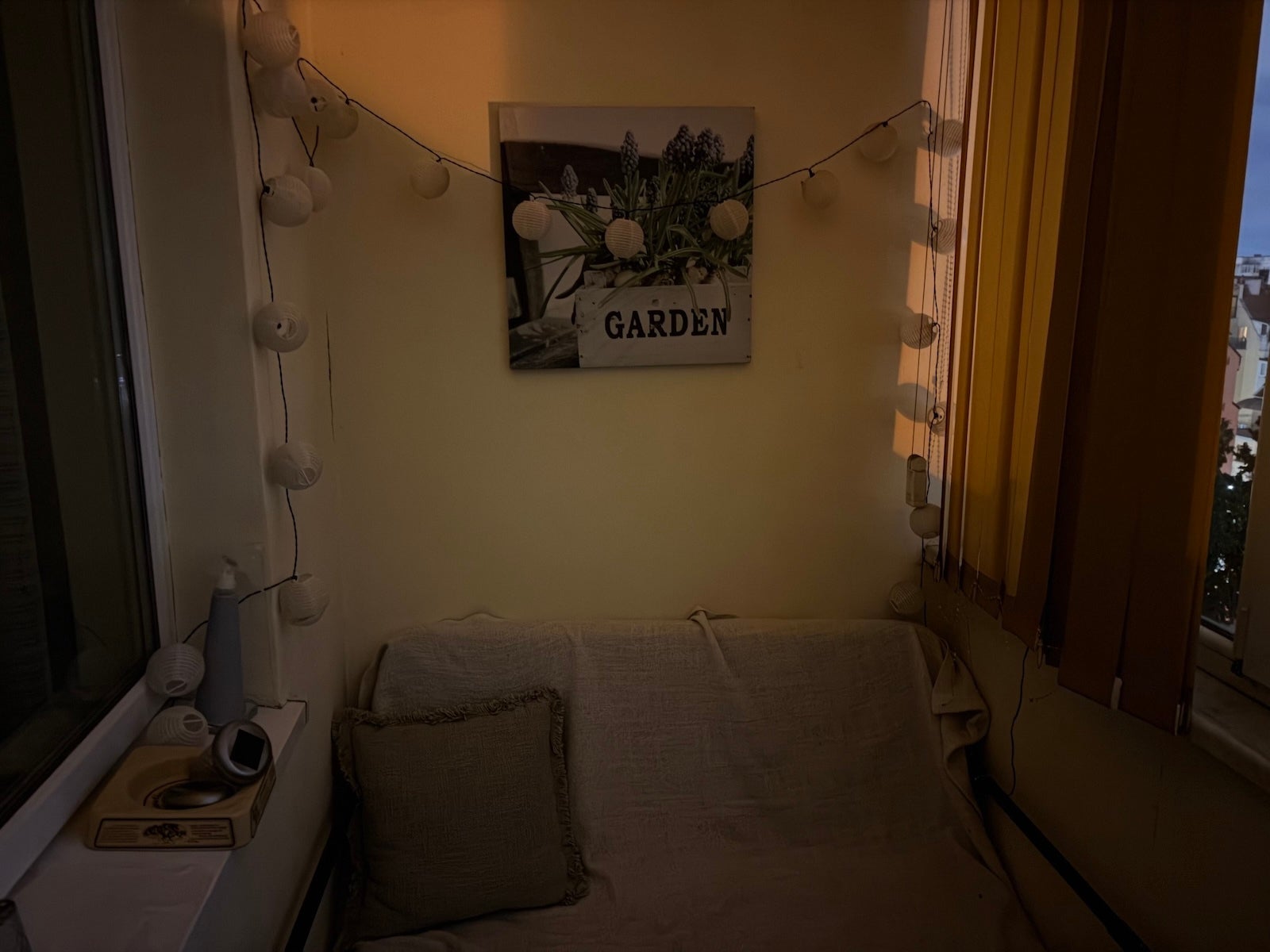 iPhone Duo - | - iPhone Duo vs Samsung Galaxy Fold 8: Sample Photos Comparison