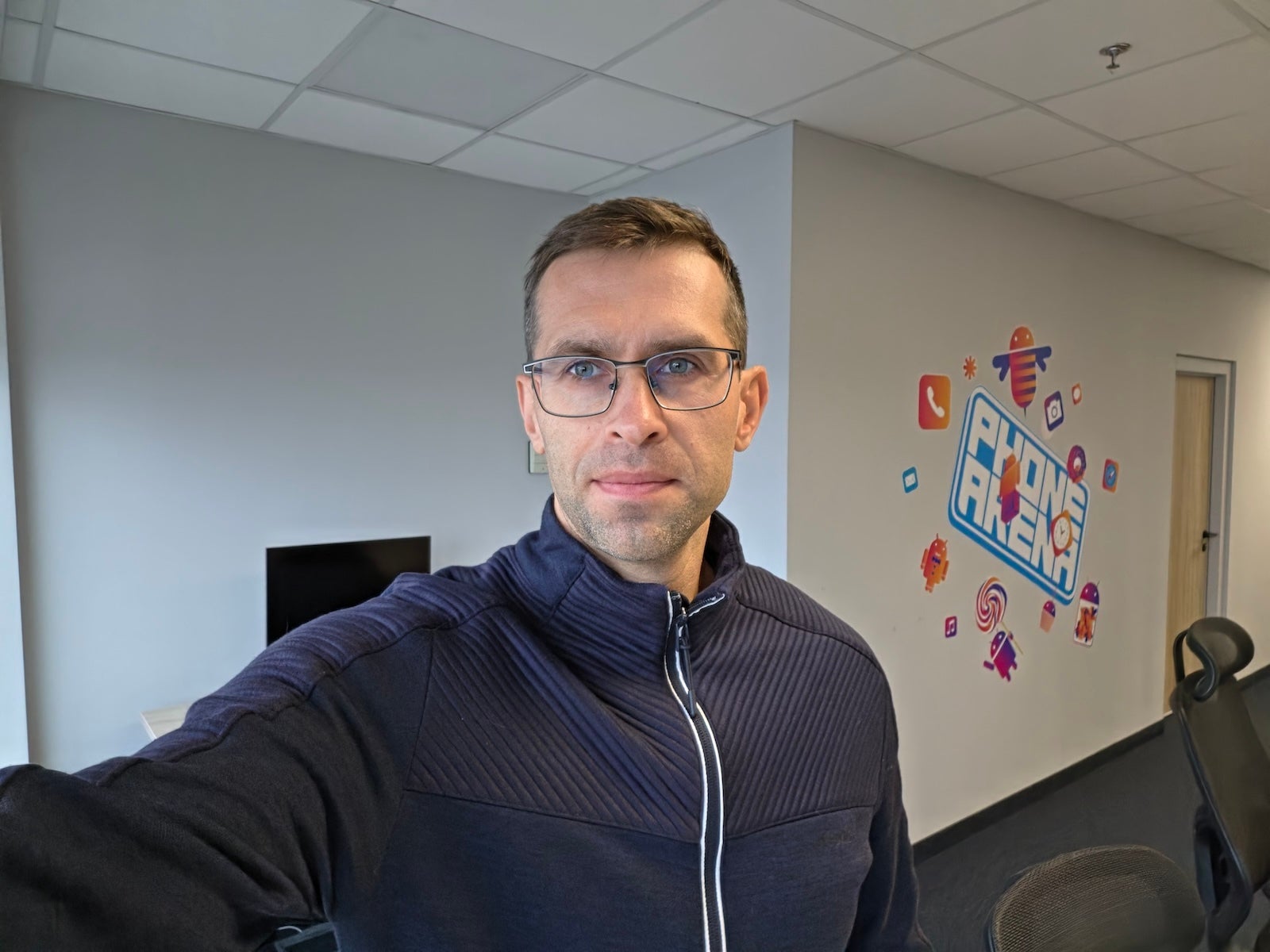 Fold 8 - | - iPhone Duo vs Samsung Galaxy Fold 8: Sample Photos Comparison