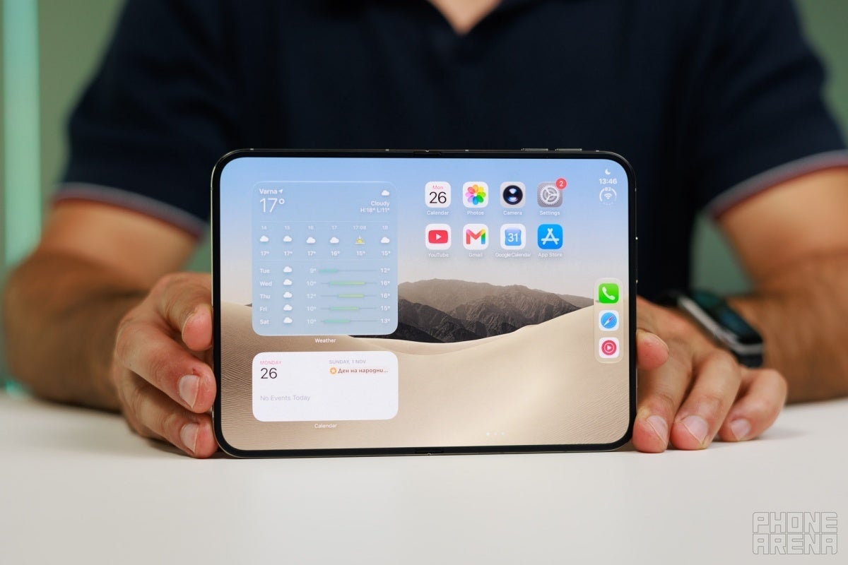 Apple iPhone Duo primary screen